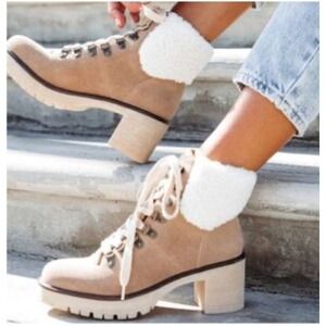 Oasis Society Tan Faux Suede Sherpa Trim Lace Up Hiking Boots Block Heel 8.5